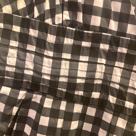🌻 HOST PICK 🌻 Banana Republic Black & White Gingham Spaghetti Strap Dress - Picture 4 of 6